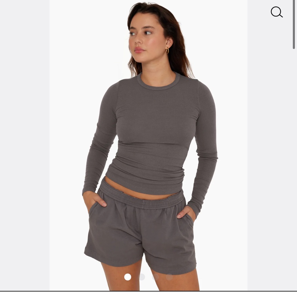 Essential Long Sleeve